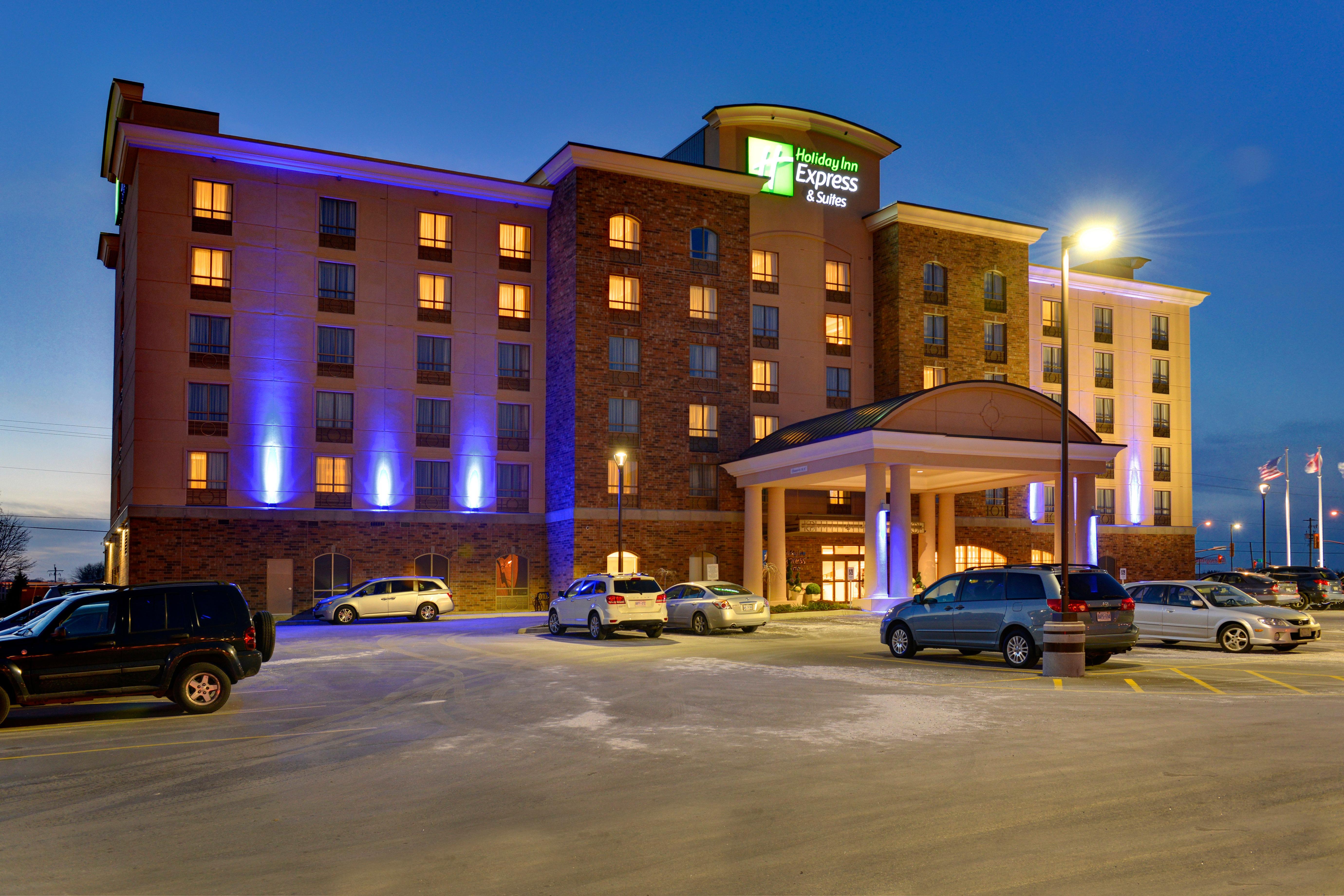 Holiday Inn Express Hotel & Suites Waterloo - St. Jacobs Area By Ihg Екстериор снимка