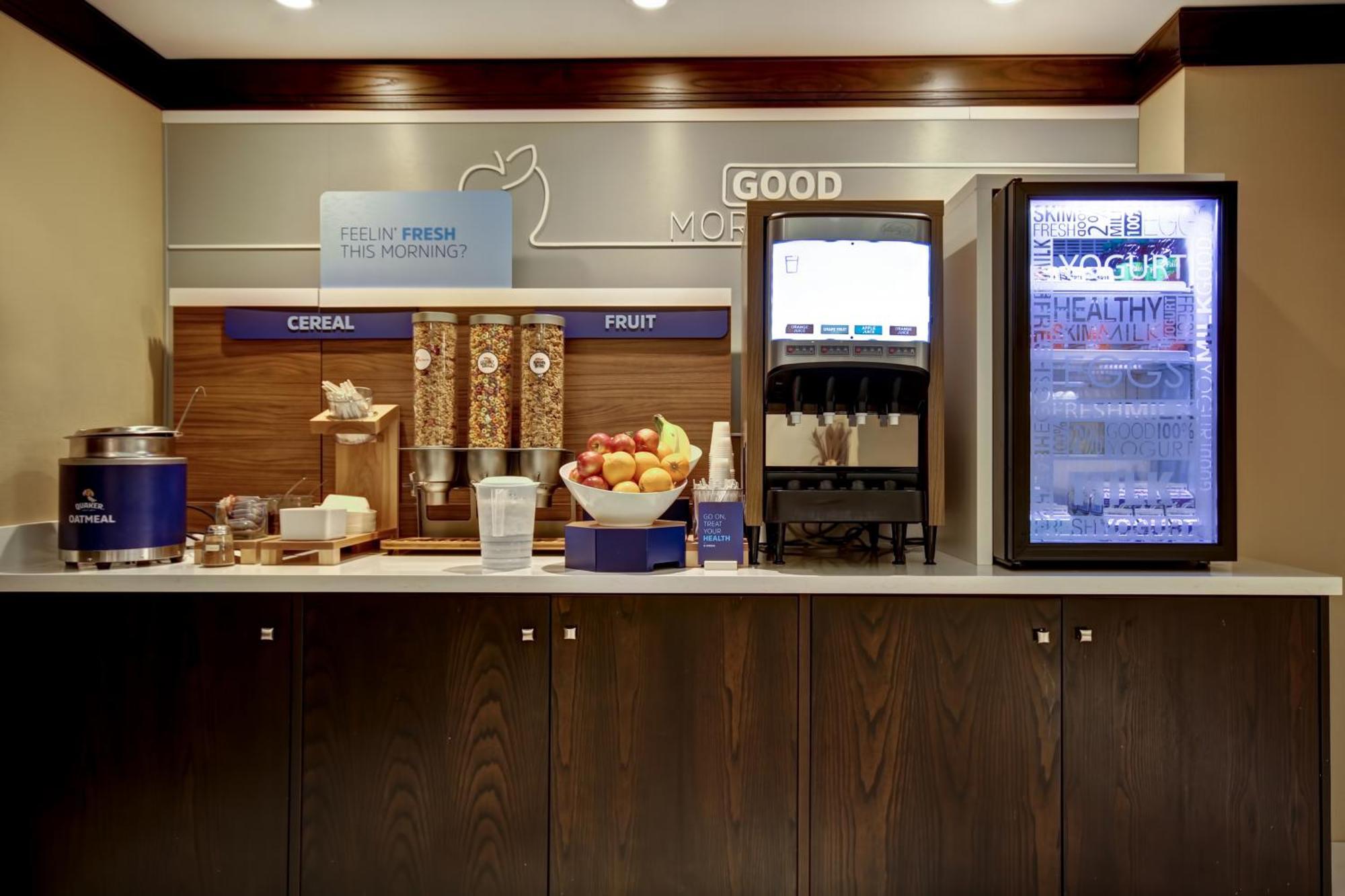 Holiday Inn Express Hotel & Suites Waterloo - St. Jacobs Area By Ihg Екстериор снимка