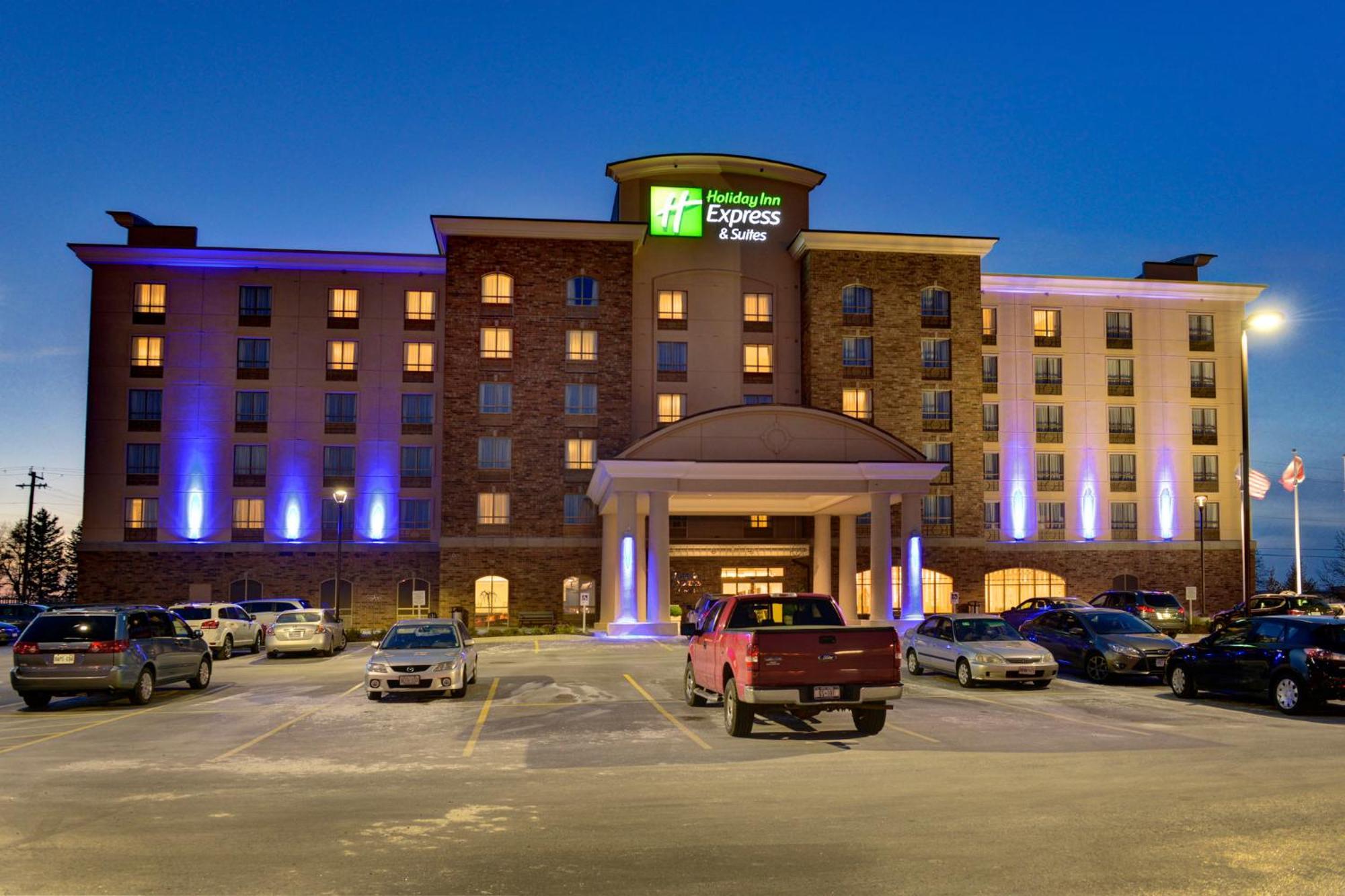 Holiday Inn Express Hotel & Suites Waterloo - St. Jacobs Area By Ihg Екстериор снимка